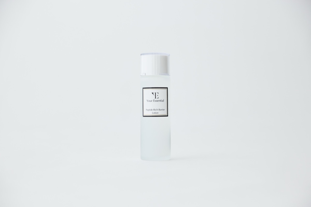 自社スキンケア Your Essential のローション
